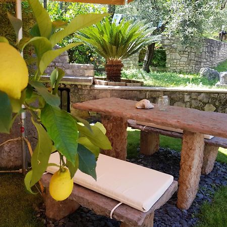 Guesthouse "Villa Tamas" Limone sul Garda Eksteriør bilde