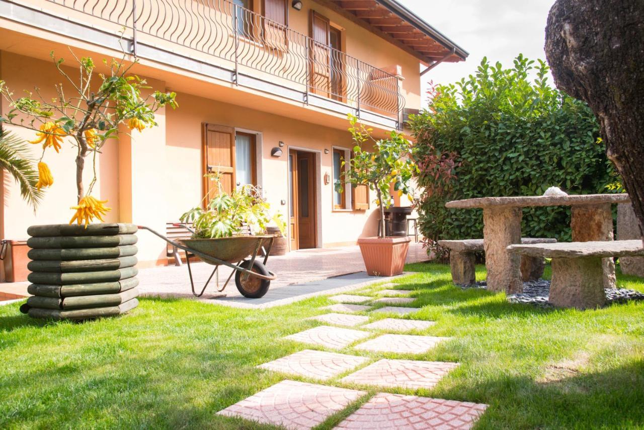 Guesthouse "Villa Tamas" Limone sul Garda Eksteriør bilde