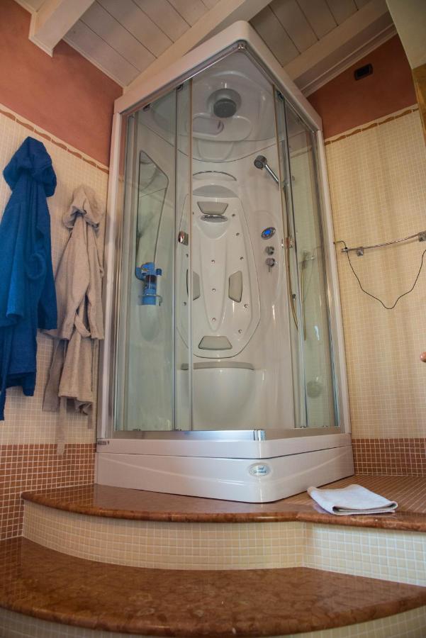 Guesthouse "Villa Tamas" Limone sul Garda Eksteriør bilde